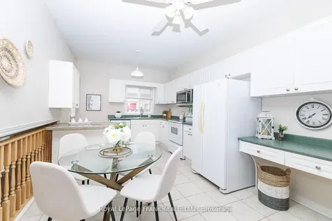 4112 Walcot Court Lincoln ON L3J 0L9