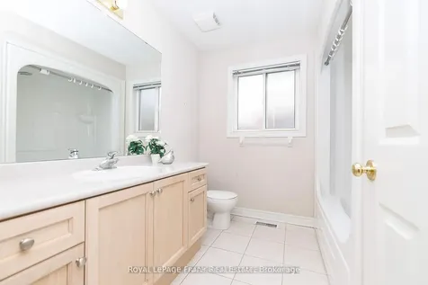 4112 Walcot Court Lincoln ON L3J 0L9