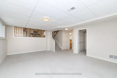 4112 Walcot Court Lincoln ON L3J 0L9