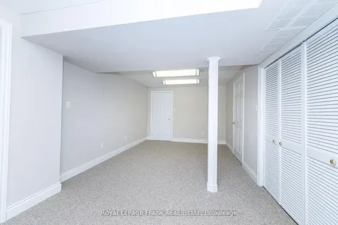 4112 Walcot Court Lincoln ON L3J 0L9