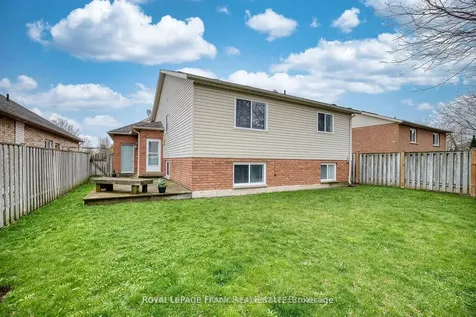 4112 Walcot Court Lincoln ON L3J 0L9