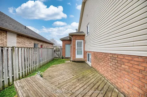 4112 Walcot Court Lincoln ON L3J 0L9