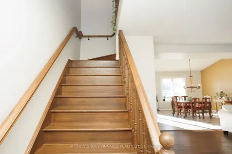 11 Moynes Court Kawartha Lakes ON K9V 0L2
