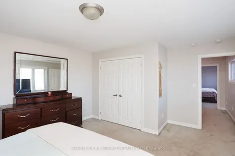 11 Moynes Court Kawartha Lakes ON K9V 0L2