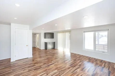 11 Moynes Court Kawartha Lakes ON K9V 0L2
