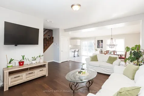 11 Moynes Court Kawartha Lakes ON K9V 0L2