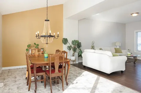 11 Moynes Court Kawartha Lakes ON K9V 0L2