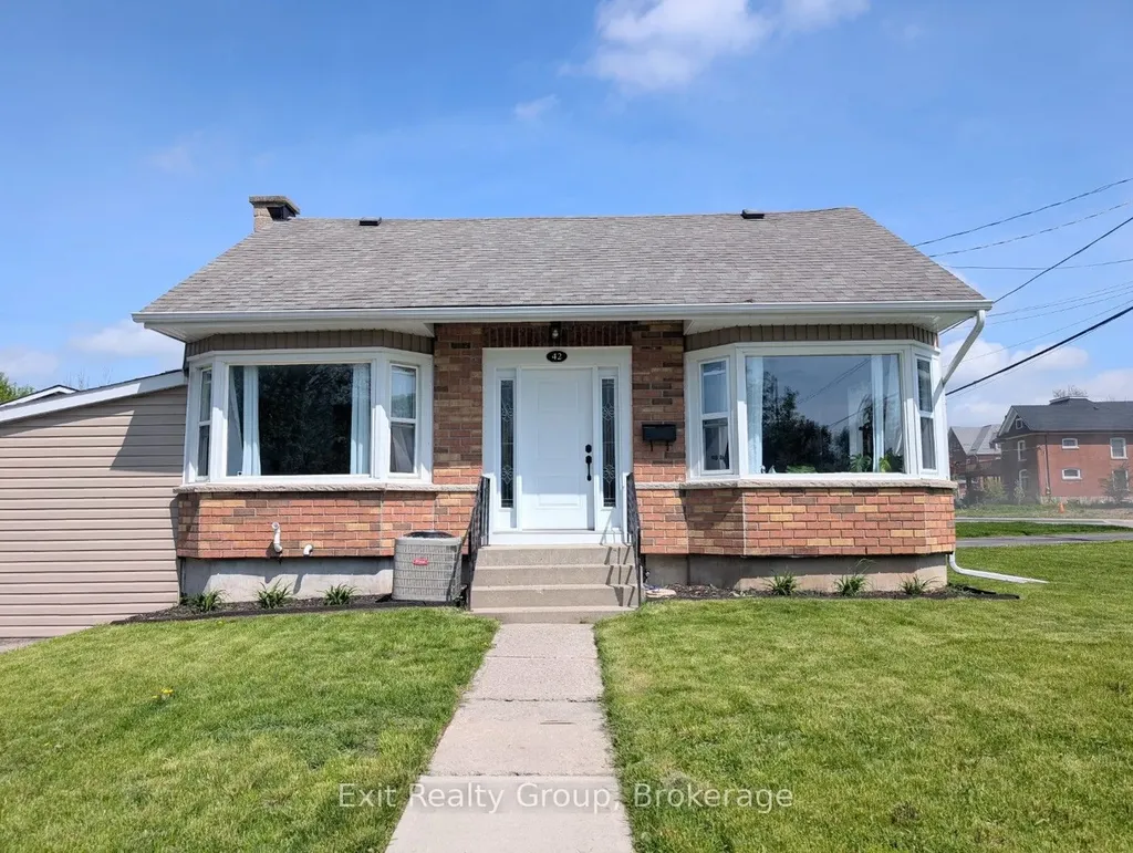 42 Mcgill Street Quinte West ON K8V 3J3