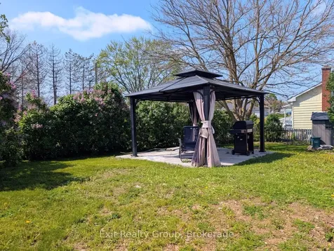 42 Mcgill Street Quinte West ON K8V 3J3