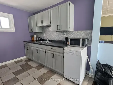 42 Mcgill Street Quinte West ON K8V 3J3