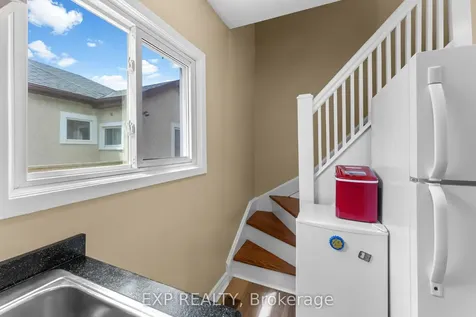 17 Moote Street St. Catharines ON L2N 1B3