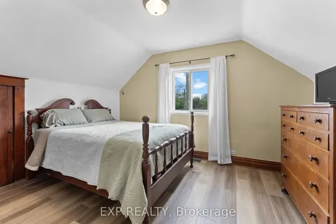 17 Moote Street St. Catharines ON L2N 1B3