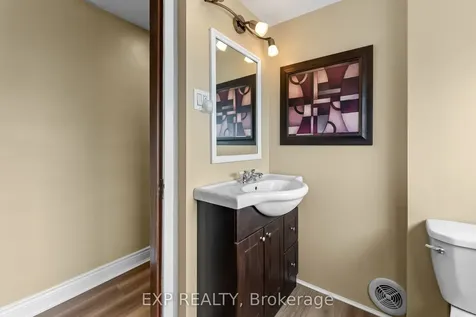 17 Moote Street St. Catharines ON L2N 1B3