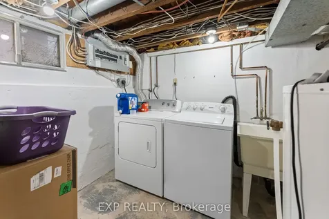 17 Moote Street St. Catharines ON L2N 1B3