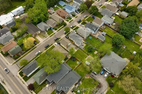 17 Moote Street St. Catharines ON L2N 1B3