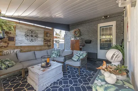 2 Cherie Road St. Catharines ON L2M 6J9