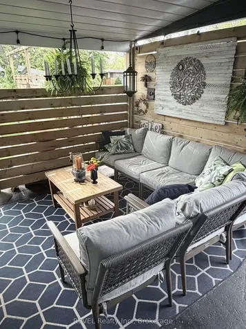 2 Cherie Road St. Catharines ON L2M 6J9