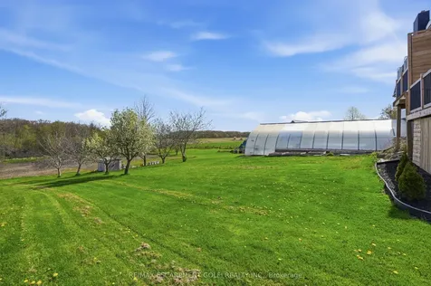 296 Ridge Road W Grimsby ON L3M 4E7