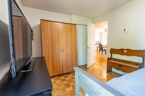 1320 Aubin Avenue Cornwall ON K6J 4R8