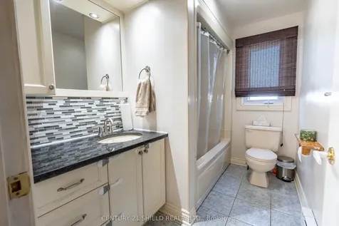 1320 Aubin Avenue Cornwall ON K6J 4R8