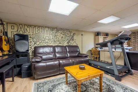 1320 Aubin Avenue Cornwall ON K6J 4R8