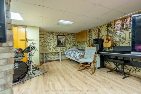 1320 Aubin Avenue Cornwall ON K6J 4R8