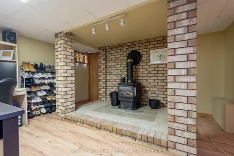 1320 Aubin Avenue Cornwall ON K6J 4R8