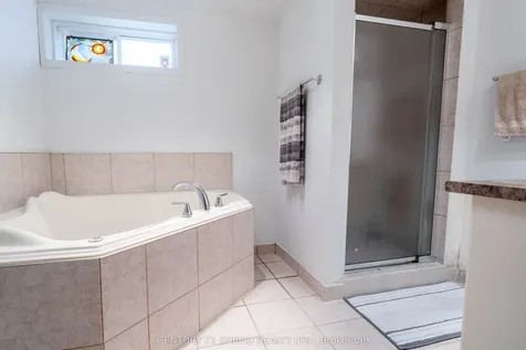 1320 Aubin Avenue Cornwall ON K6J 4R8