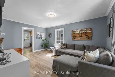 8 Coventry Street St. Catharines ON L2R 2X5