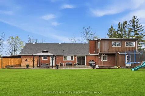 800 Hall Road Hamilton ON L0R 1C0