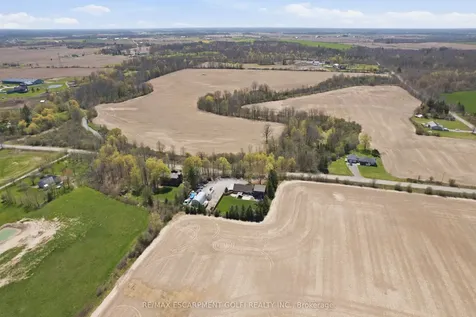 800 Hall Road Hamilton ON L0R 1C0