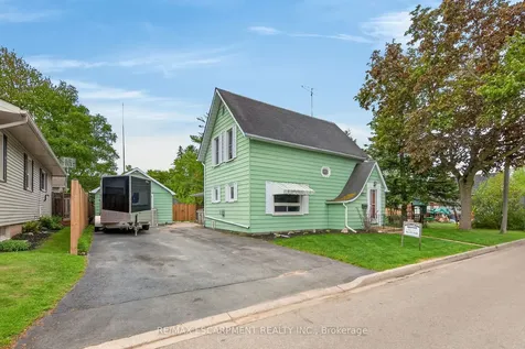 827 Pine Street Haldimand ON N1A 2M6
