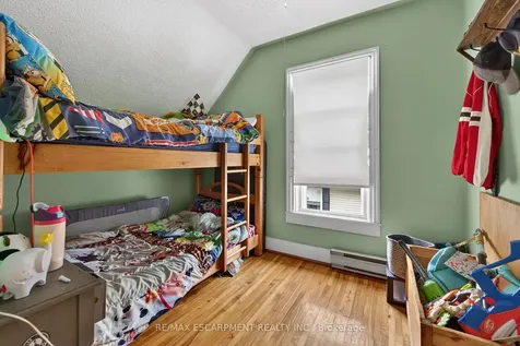 827 Pine Street Haldimand ON N1A 2M6