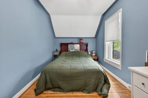 827 Pine Street Haldimand ON N1A 2M6