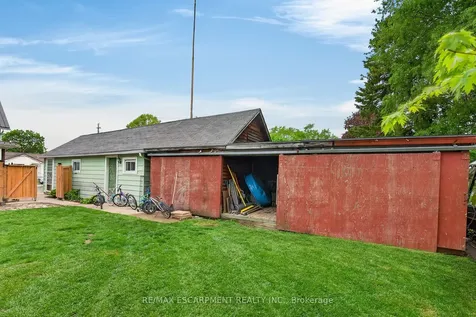827 Pine Street Haldimand ON N1A 2M6