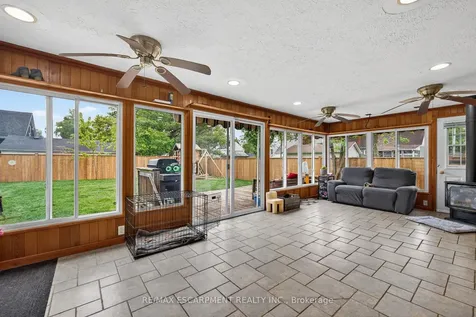 827 Pine Street Haldimand ON N1A 2M6