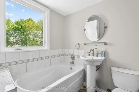 611 Alfred Street Kingston ON K7K 4J8