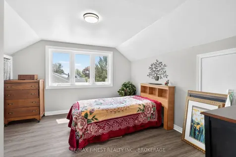611 Alfred Street Kingston ON K7K 4J8