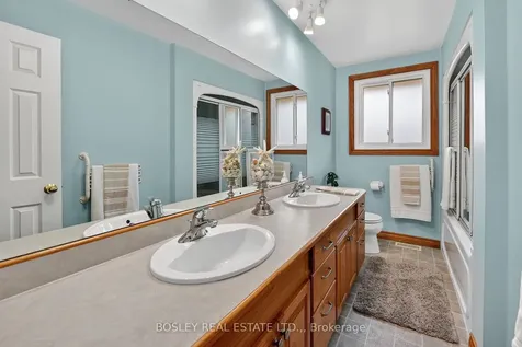 15 Upper Canada Drive Niagara-on-the-lake ON L0S 1J0