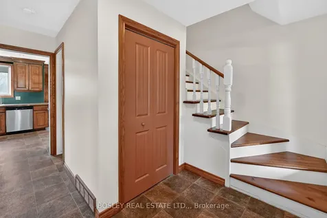 15 Upper Canada Drive Niagara-on-the-lake ON L0S 1J0