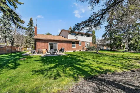15 Upper Canada Drive Niagara-on-the-lake ON L0S 1J0