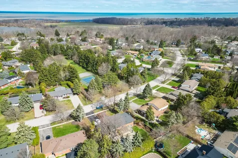 15 Upper Canada Drive Niagara-on-the-lake ON L0S 1J0