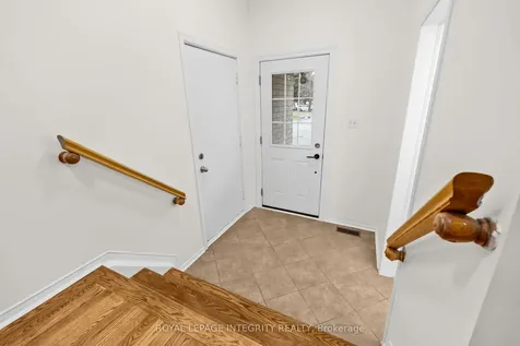 9 Flowertree Crescent Kanata ON K2M 2R6