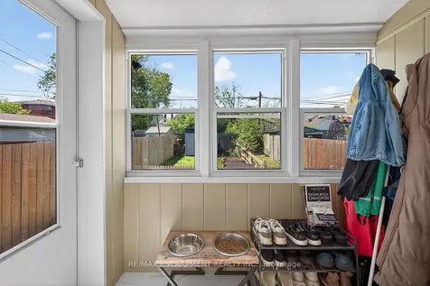 131 Garside Avenue N Hamilton ON L8H 4W5