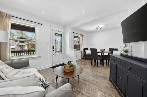 131 Garside Avenue N Hamilton ON L8H 4W5