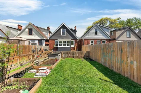 131 Garside Avenue N Hamilton ON L8H 4W5