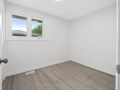 68 Ziraldo Road St. Catharines ON L2N 6T1