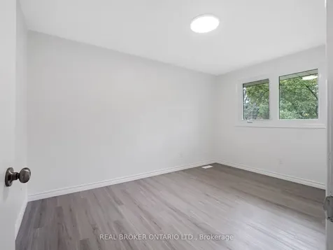 68 Ziraldo Road St. Catharines ON L2N 6T1