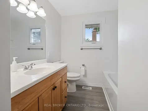 68 Ziraldo Road St. Catharines ON L2N 6T1