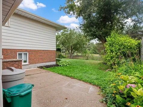 68 Ziraldo Road St. Catharines ON L2N 6T1